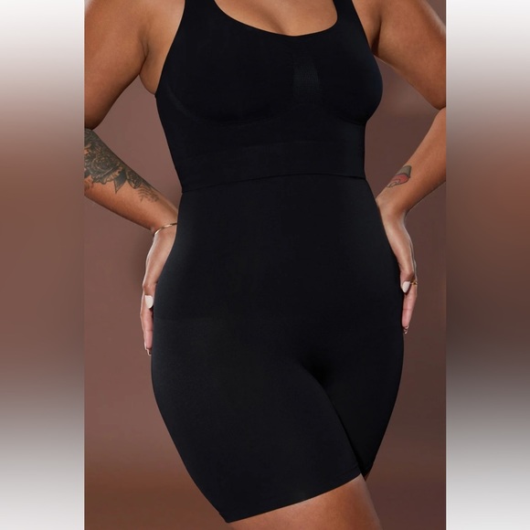 YITTY Lizzo Nearly Naked Shaping Ultra High Waist Booty Lift Short - Picture 4 of 10